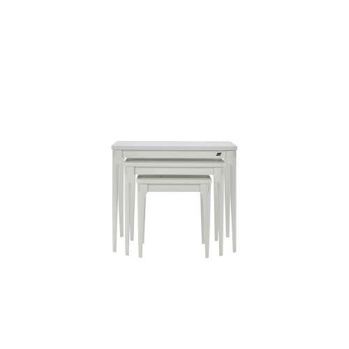 ARENA NESTING TABLE